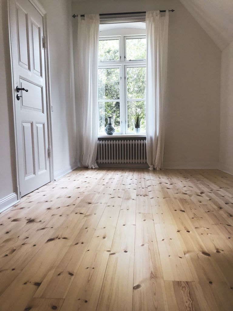 Individuelle Möbel und Holzterrassen Holz mit Hertz